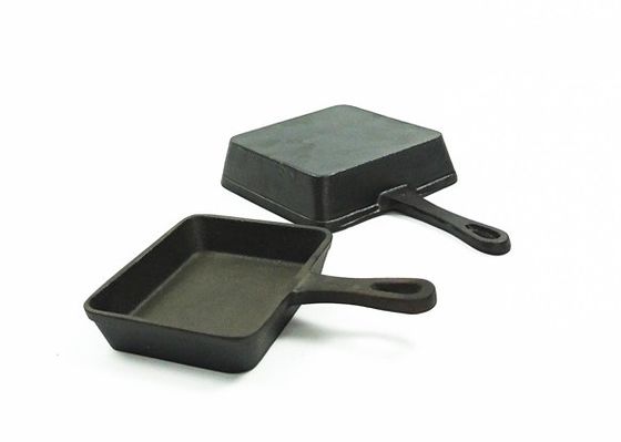 La parrilla cuadrada del arrabio asa a la plancha la cacerola pre sazonada el 17.3*10.5*2.2cm de la sartén de la parrilla