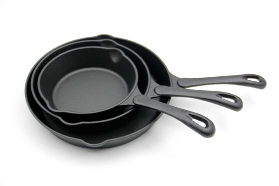 6,3 pulgadas pre sazonaron la sartén del arrabio para cocinar al aire libre