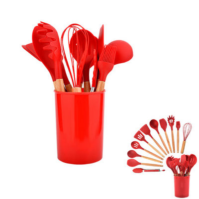 Enamel rojo de hierro fundido cacerola superficial con set de cubiertos de silicona