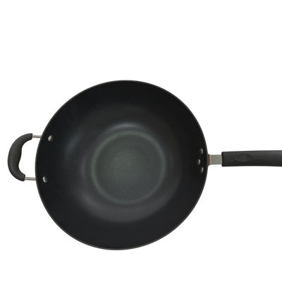 Wok chino de la sartén versátil del arrabio 12Inch con la manija a prueba de calor
