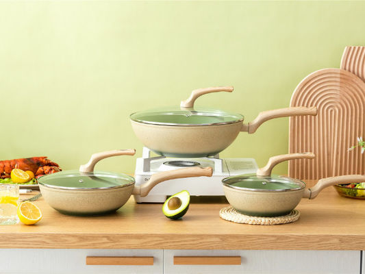El Cookware de aluminio superior 7Piece fijó para el verde de Cooktops de la inducción