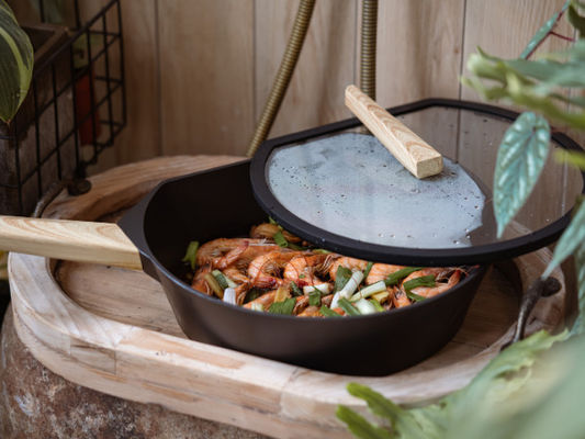 Sartén de aluminio 8Inch no del palillo versátil para la inducción Cooktops