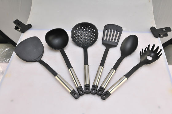 Conjuntos de utensilios de cocina de aluminio no adhesivo